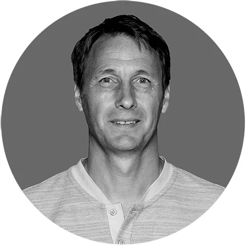 Assistent-bondscoach Michel Kreek: Voetbal wordt door Oranjevrouwen puurder beleefd - Johan Cruyff Institute