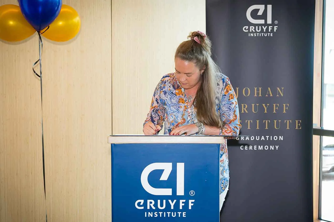 Carlota Brenninkmeyer realiseert haar carrièreswitch naar de sportindustrie - Johan Cruyff Institute