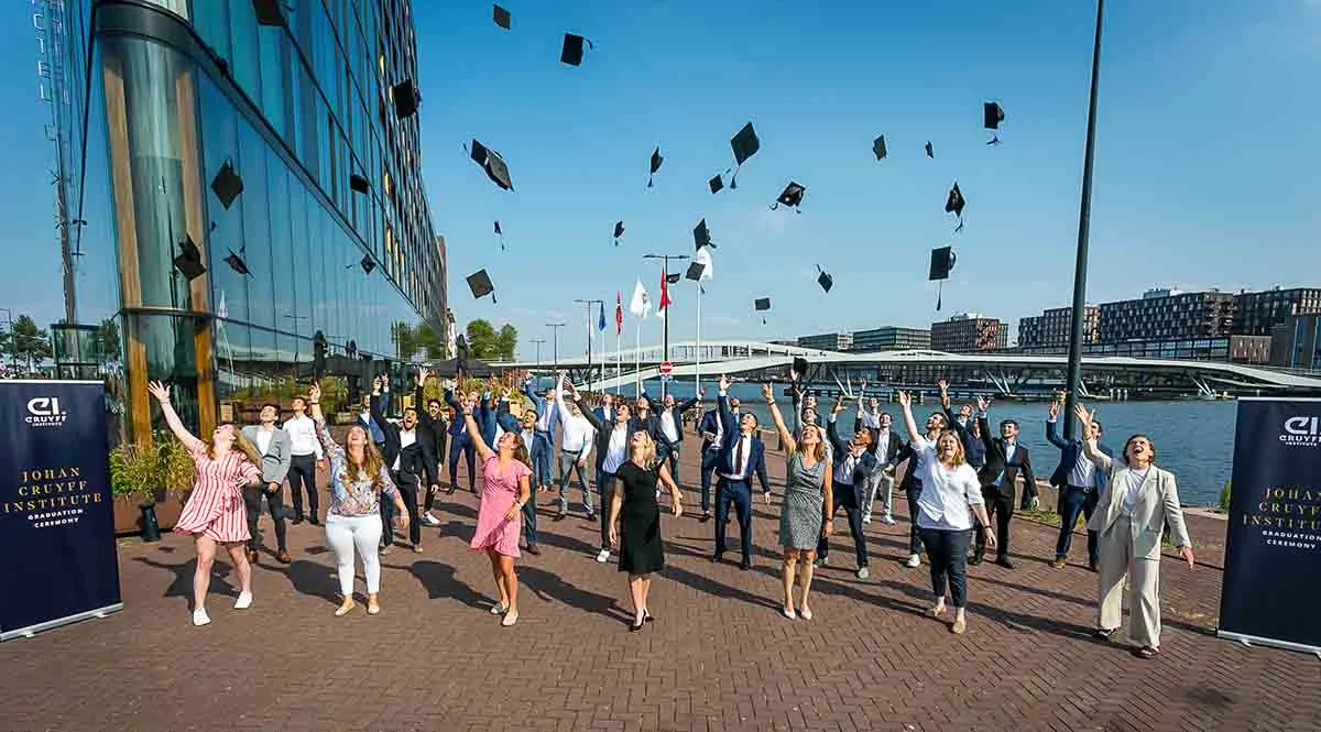 Laura Oskam: "Ik vond tijdens de Master in Sport Management al een baan in de sport" - Johan Cruyff Institute