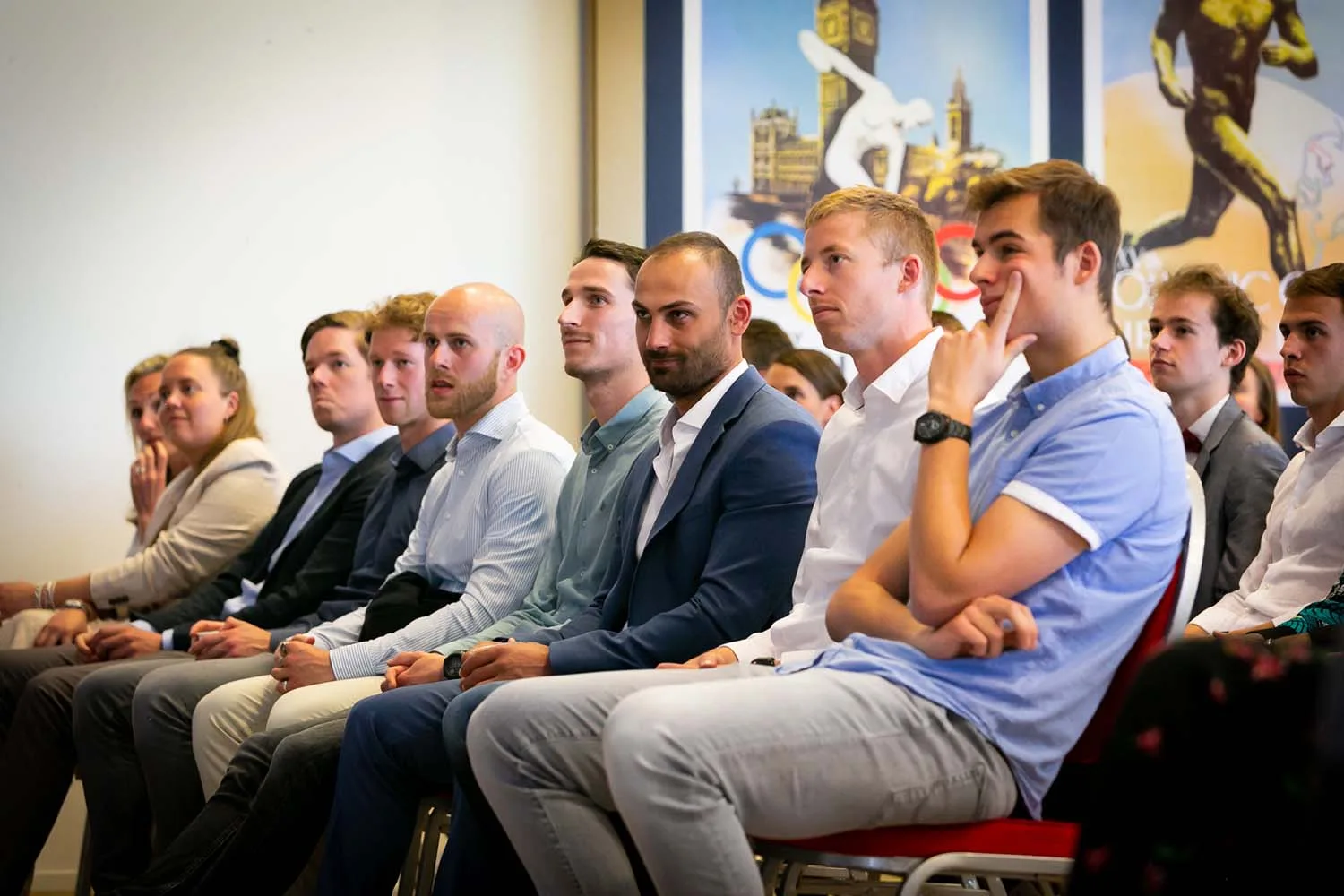 Lef, bewustzijn en engagement: inspiratie van Johan Cruijff aanwezig bij de afstudeerceremonies van Johan Cruyff Institute