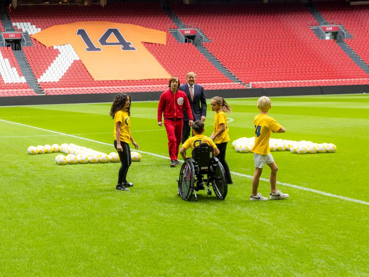 De Johan Cruyff ArenA voelt weer de magie van Johan Cruijff tijdens de Cruyff Legacy Summit - Johan Cruyff Institute