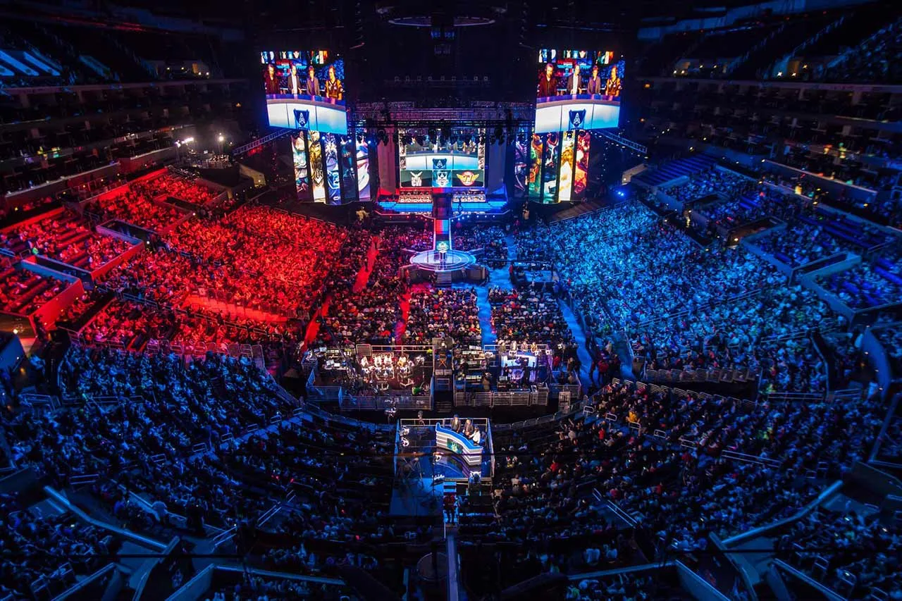 eSports: Sport or Business? - Johan Cruyff Institute