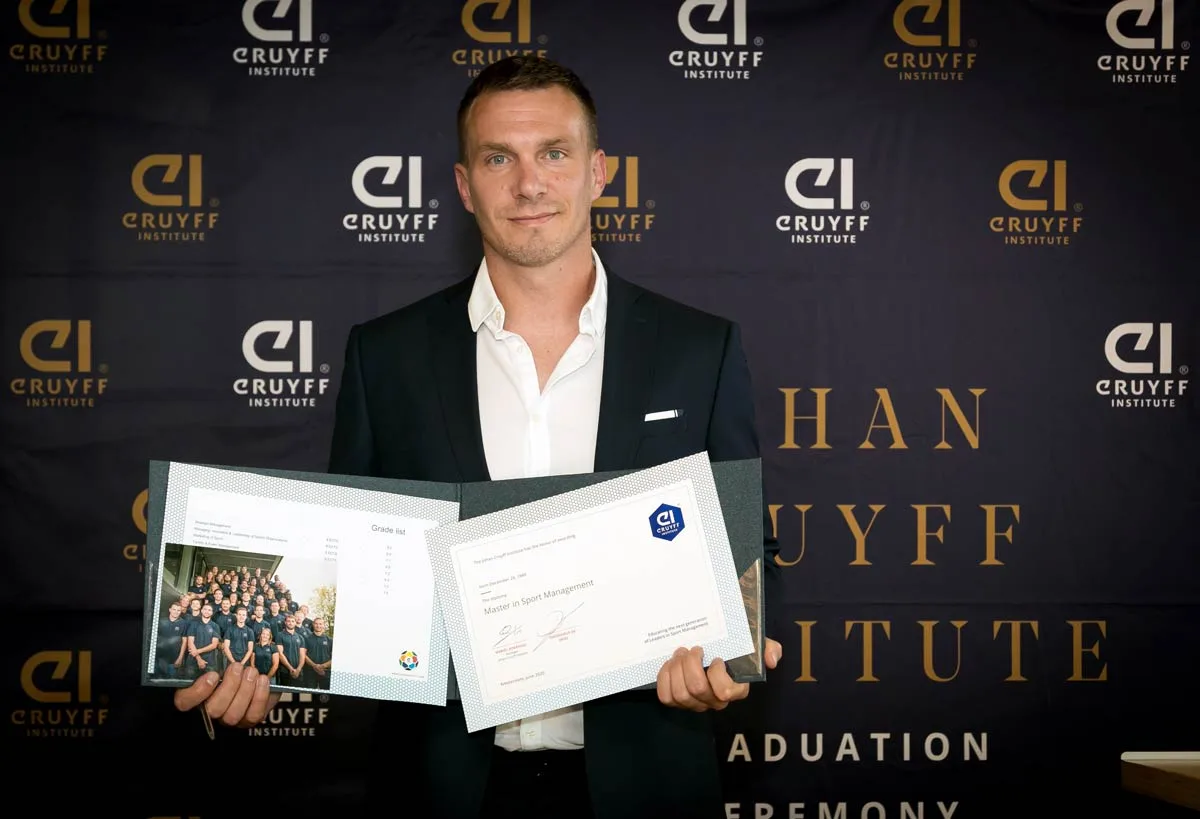 Dorus de Vries, de futbolista profesional a consultor deportivo