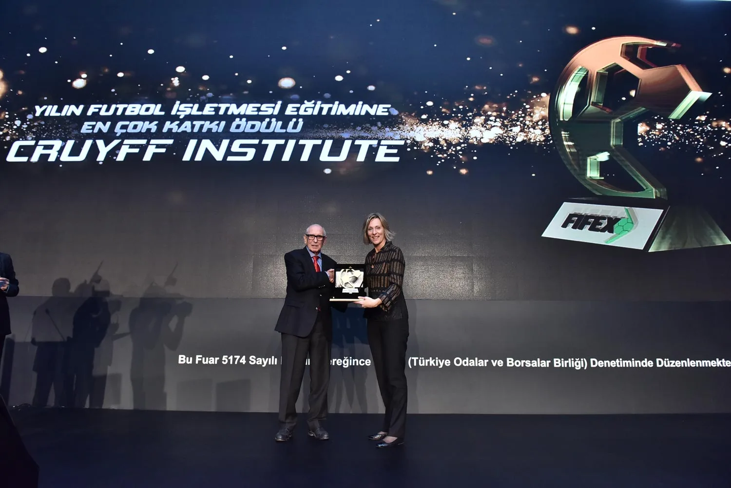 Johan Cruyff Institute receives the award as the 'Greatest Contributor in Football Education' at FIFEX