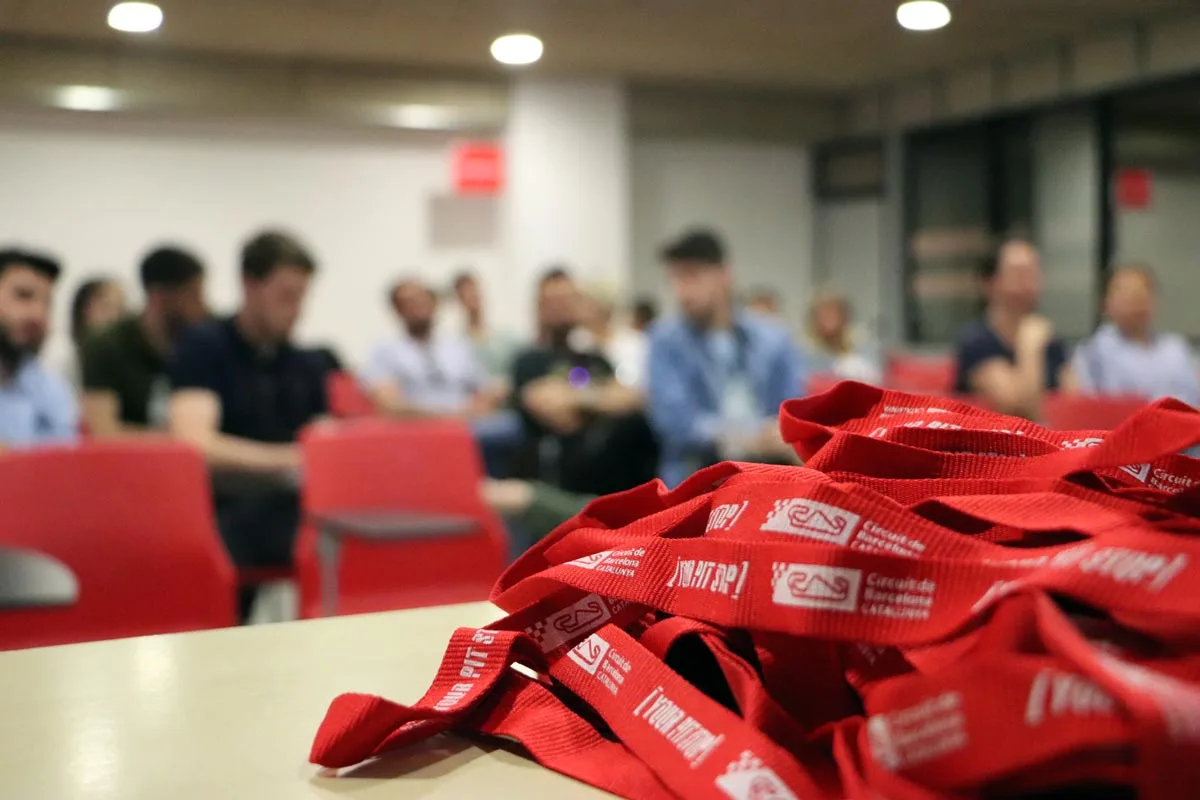 Acreditaciones del Circuit de Barcelona para los estudiantes de Johan Cruyff Institute.