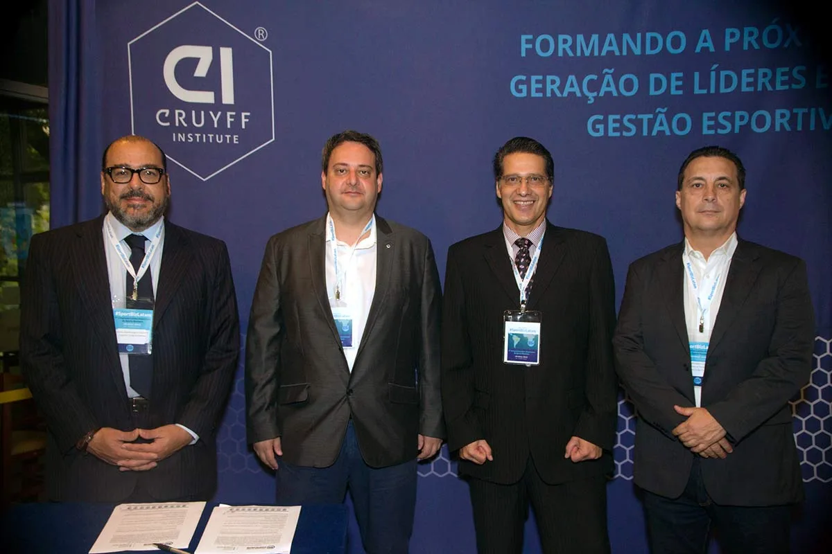 Nuevo convenio de colaboración entre Johan Cruyff Institute y Esporte Clube Pinheiros