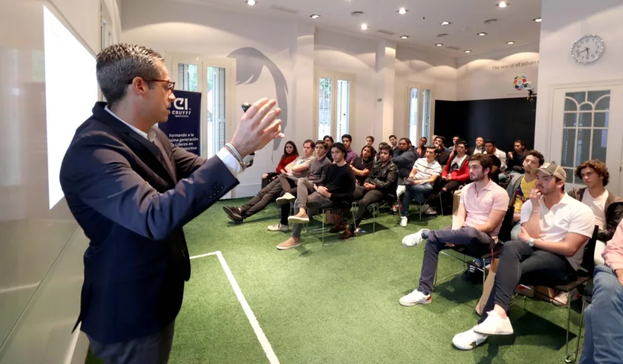 José Luis Beltrán: “The key to the digitalization of football clubs is the constant analysis of the fans, their interests, and needs”